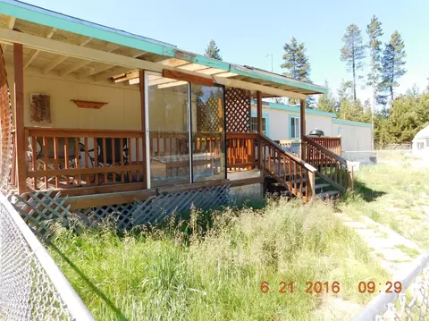 15520 Emerald Dr, La Pine, OR 97739 photo 5