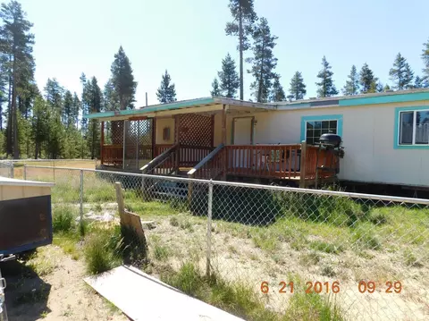 15520 Emerald Dr, La Pine, OR 97739 photo 4