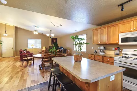 20523 Anson Pl, Bend, OR 97701 photo 7