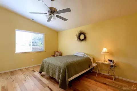 20523 Anson Pl, Bend, OR 97701 photo 8