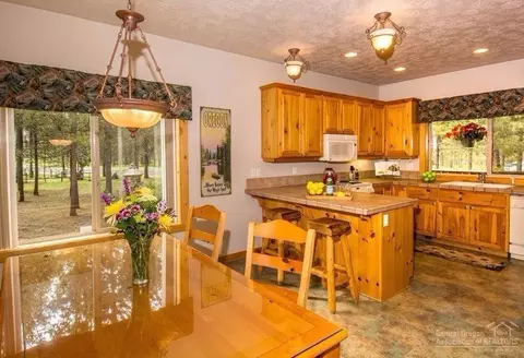 56470 Eclipse Dr, Bend, OR 97707 photo 6