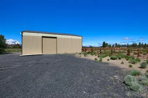 17544 Paladin Dr, Bend, OR 97701 photo 25