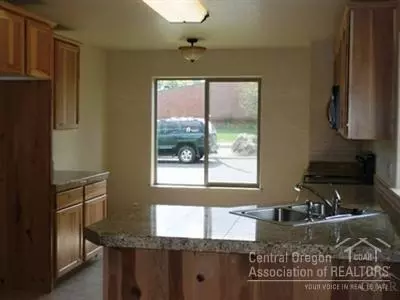 730 E Cascade Ave, Sisters, OR 97759 photo 14