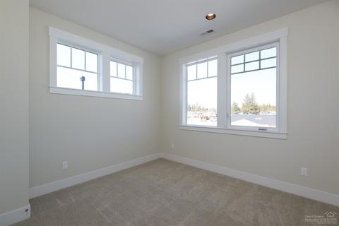 1727 NW Fields St, Bend, OR 97703 photo 20