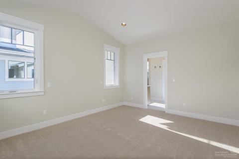 1727 NW Fields St, Bend, OR 97703 photo 10