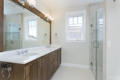 1727 NW Fields St, Bend, OR 97703 photo 11