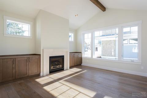 1727 NW Fields St, Bend, OR 97703 photo 3