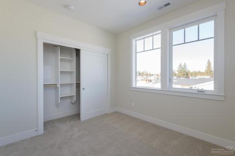 1727 NW Fields St, Bend, OR 97703 photo 19