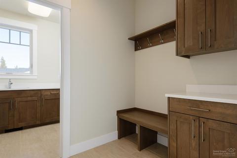 1727 NW Fields St, Bend, OR 97703 photo 14
