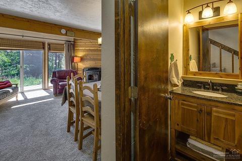 16681 Wagon Trl, Bend, OR 97707 photo 3