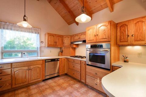 25360 Walker Rd, Bend, OR 97701 photo 9