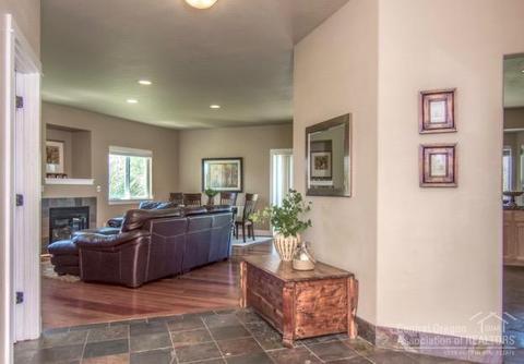 67210 Hwy 20, Bend, OR 97703 photo 5
