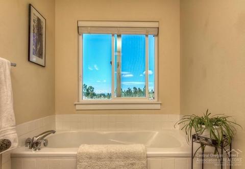67210 Hwy 20, Bend, OR 97703 photo 15