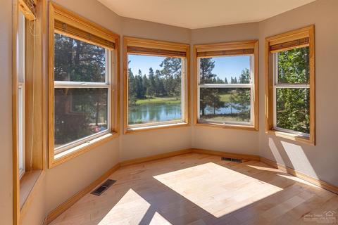 55872 Sharp Pl, Bend, OR 97707 photo 19