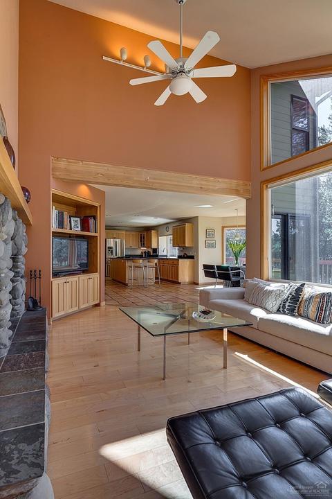 55872 Sharp Pl, Bend, OR 97707 photo 9
