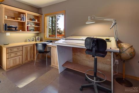 55872 Sharp Pl, Bend, OR 97707 photo 16