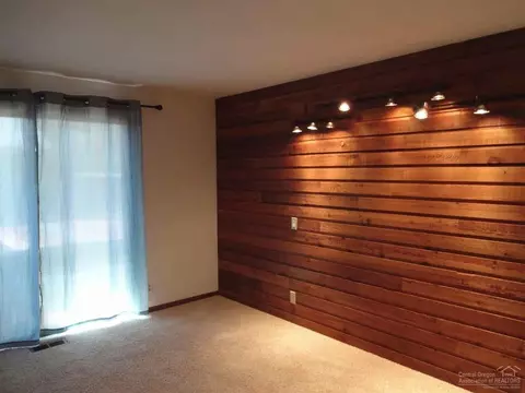 21072 Juniperhaven Ave, Bend, OR 97702 photo 7