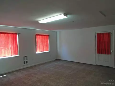 21072 Juniperhaven Ave, Bend, OR 97702 photo 14