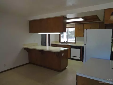21072 Juniperhaven Ave, Bend, OR 97702 photo 5