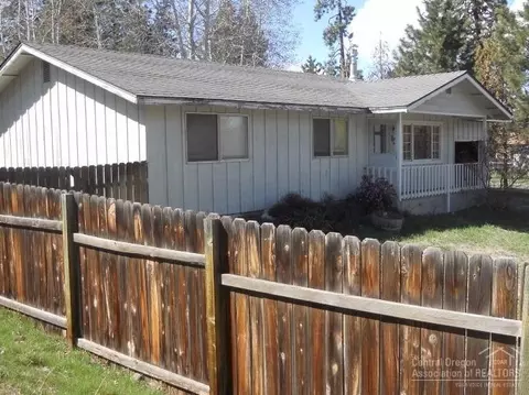 2129 NEdgewood St, Bend, OR 97701 photo 2