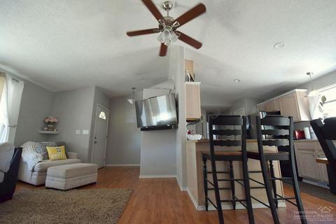 2733 NE Hope Dr, Bend, OR 97701 photo 5