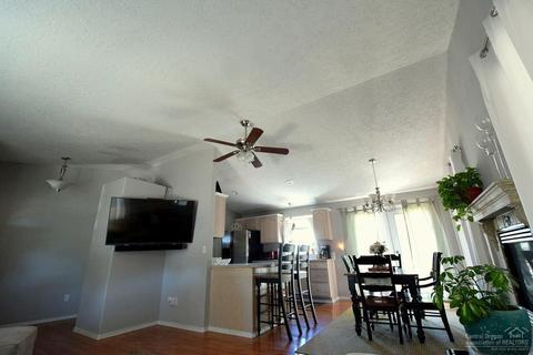 2733 NE Hope Dr, Bend, OR 97701 photo 7