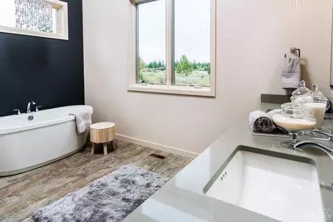 19172 Cartwright Ct, Bend, OR 97702 photo 10