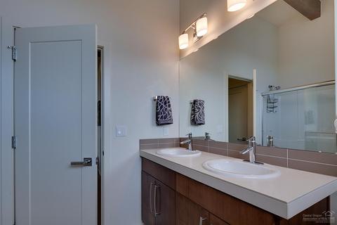 2464 NW Drouillard Ave, Bend, OR 97701 photo 17