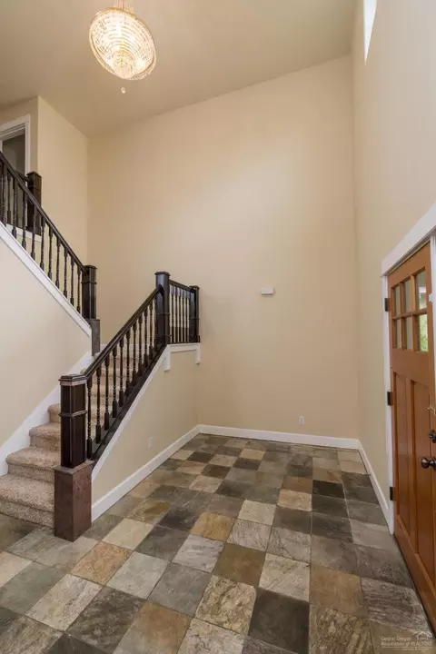 20362 Aberdeen Dr, Bend, OR 97702 photo 7