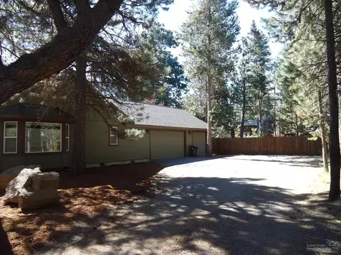 16975 Hermosa Rd, Bend, OR 97707 photo 5