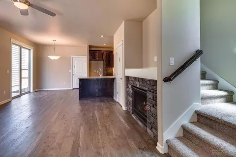 20835 Gateway Dr, Bend, OR 97702 photo 4