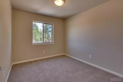 20835 Gateway Dr, Bend, OR 97702 photo 17