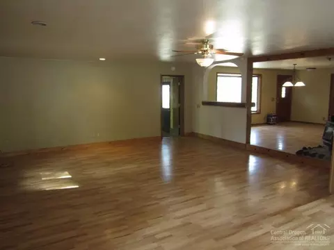19096 Baker Rd, Bend, OR 97702 photo 12