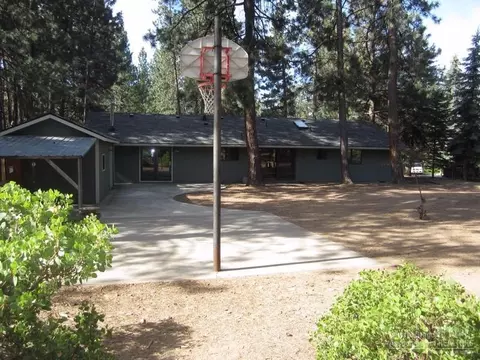 19096 Baker Rd, Bend, OR 97702 photo 6