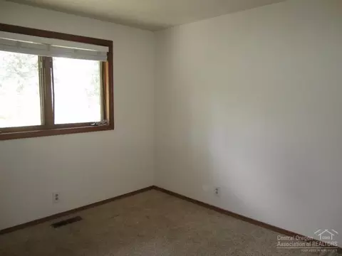 19096 Baker Rd, Bend, OR 97702 photo 18