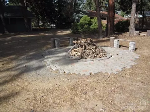 19096 Baker Rd, Bend, OR 97702 photo 9