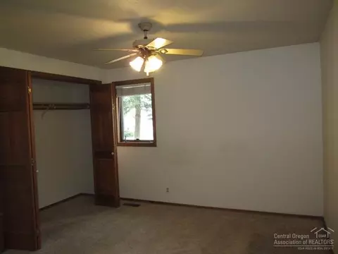 19096 Baker Rd, Bend, OR 97702 photo 21