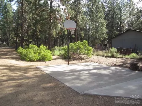 19096 Baker Rd, Bend, OR 97702 photo 10