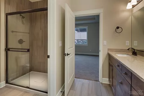 20892 Gateway Dr, Bend, OR 97702 photo 17