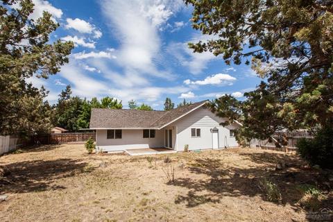2003 NE Hall Cir, Bend, OR 97701 photo 18
