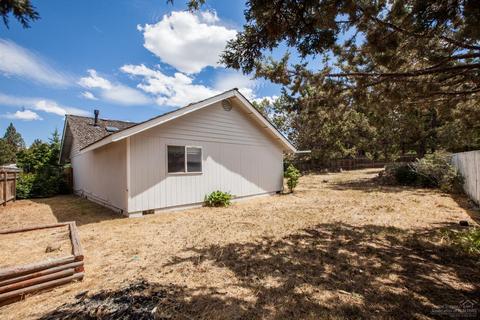 2003 NE Hall Cir, Bend, OR 97701 photo 17