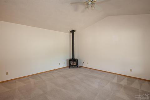 2003 NE Hall Cir, Bend, OR 97701 photo 5