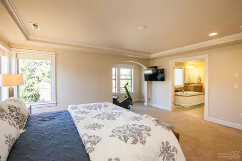 61195 Princeton Loop, Bend, OR 97702 photo 14