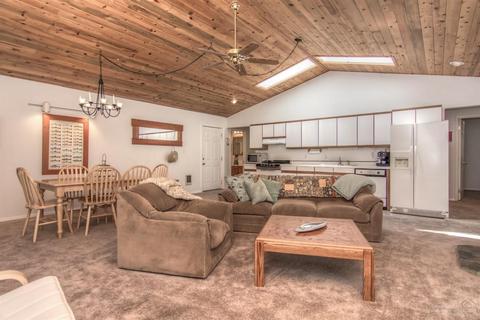55669 Wagon Master Way, Bend, OR 97707 photo 6
