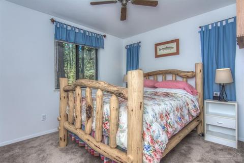 55669 Wagon Master Way, Bend, OR 97707 photo 16