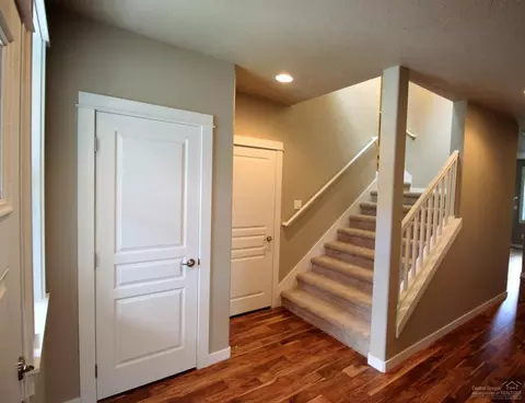 1851 NEllamae Pl, Bend, OR 97701 photo 3