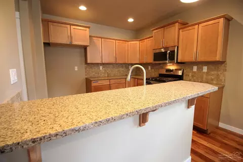 1851 NEllamae Pl, Bend, OR 97701 photo 7