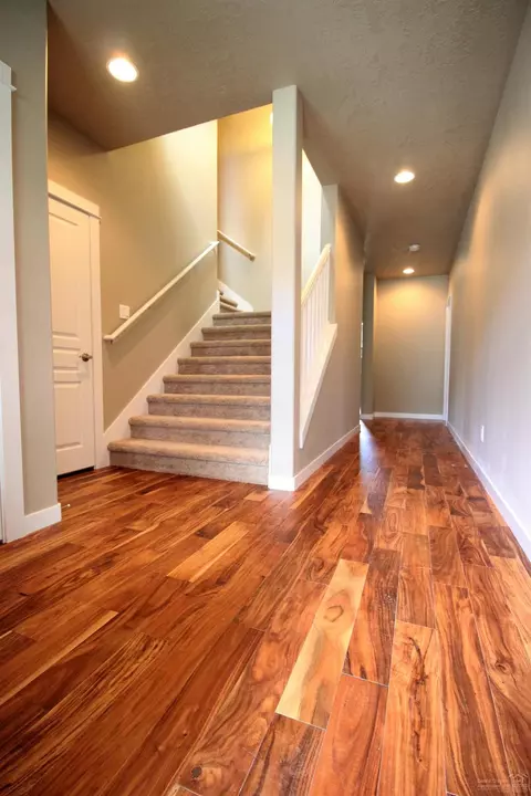 1851 NEllamae Pl, Bend, OR 97701 photo 4