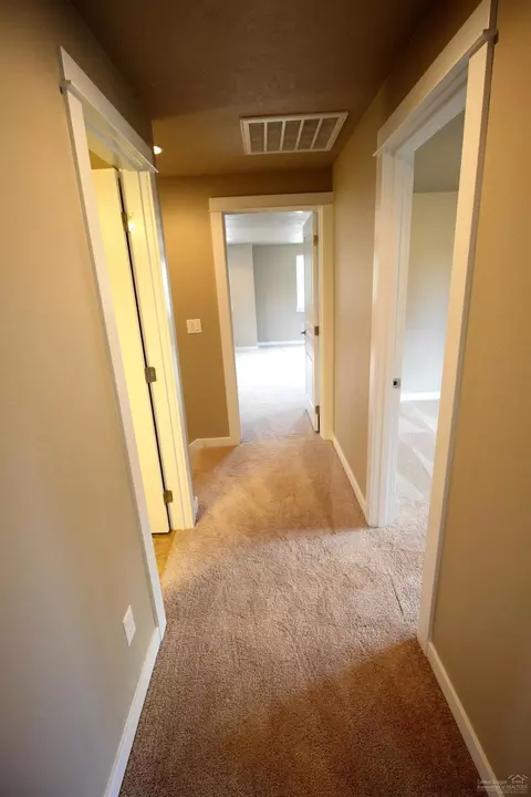 1851 NEllamae Pl, Bend, OR 97701 photo 19