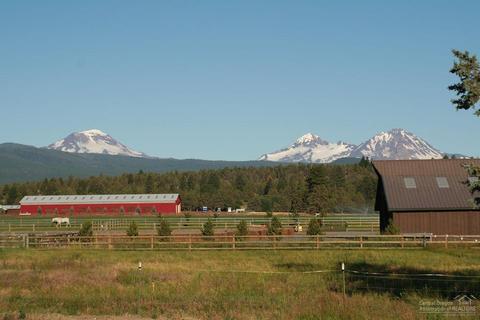18433 Pinehurst Rd, Bend, OR 97703 photo 1